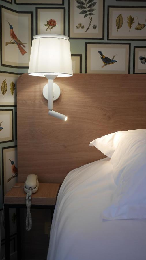 Hotel Logis Saint Louis La Suze-sur-Sarthe Zewnętrze zdjęcie