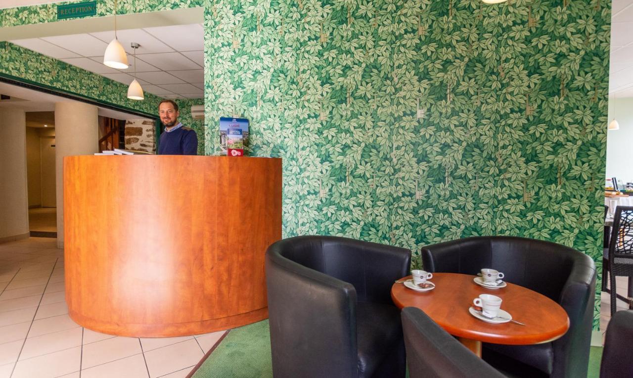 Hotel Logis Saint Louis La Suze-sur-Sarthe Zewnętrze zdjęcie