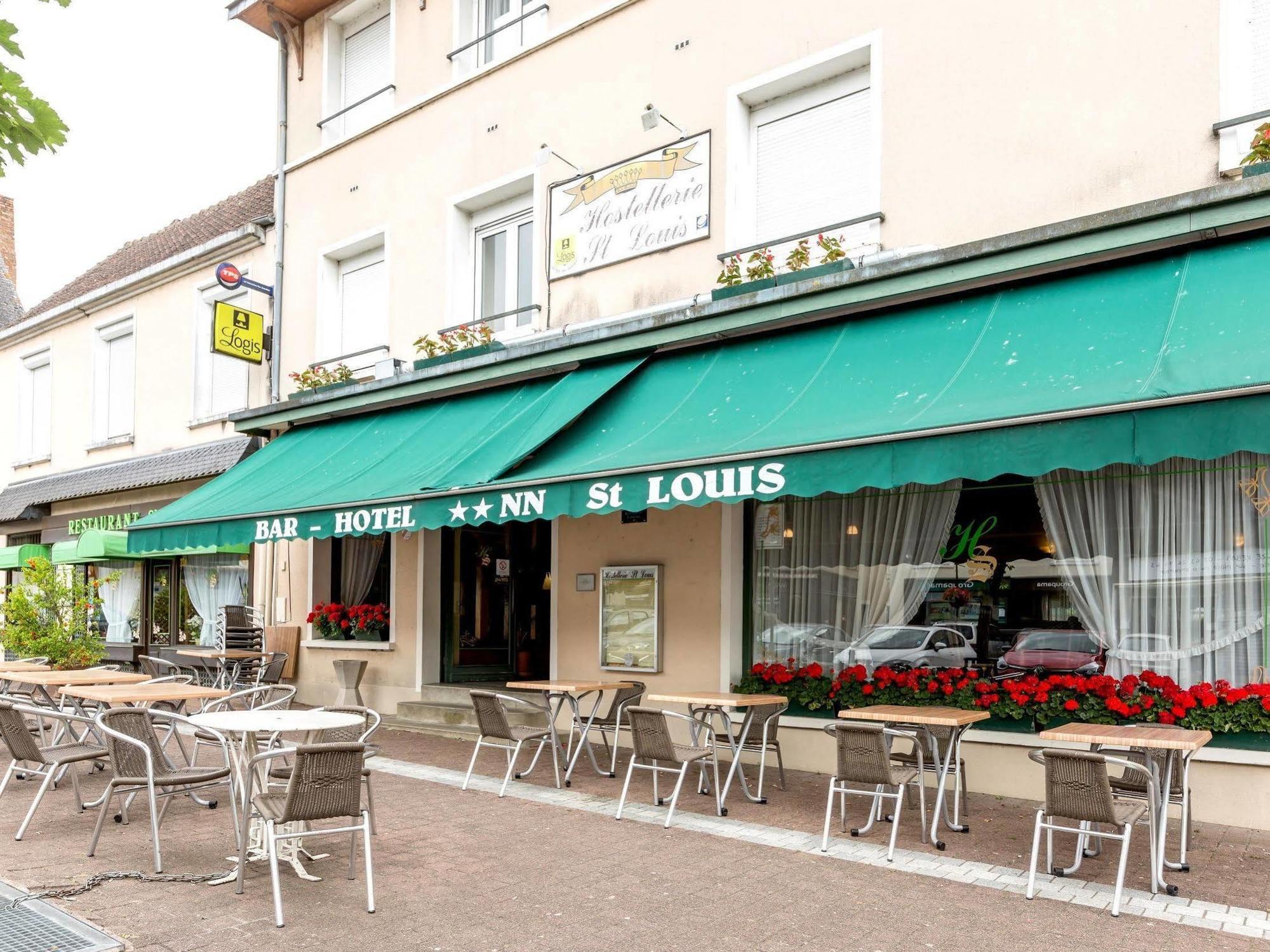 Hotel Logis Saint Louis La Suze-sur-Sarthe Zewnętrze zdjęcie