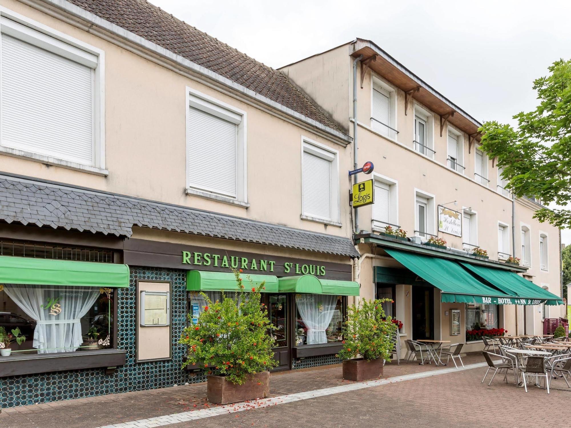 Hotel Logis Saint Louis La Suze-sur-Sarthe Zewnętrze zdjęcie